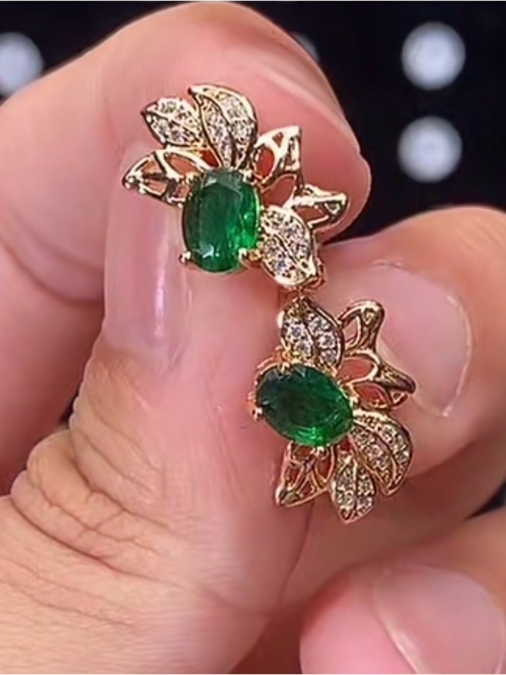 Elegant Green Crystal Floral Stud Earrings - Unbranded